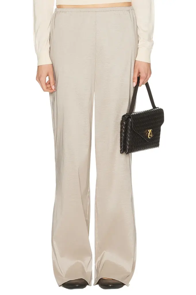 L'Academie Maricel Pant