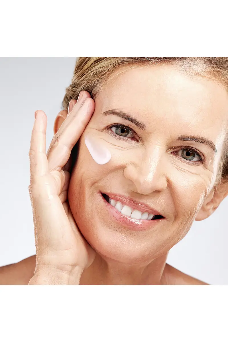 BY TERRY Hyaluronic Global Serum | Thumbnail 4 BY TERRY Hyaluronic Global Serum | Thumbnail 4