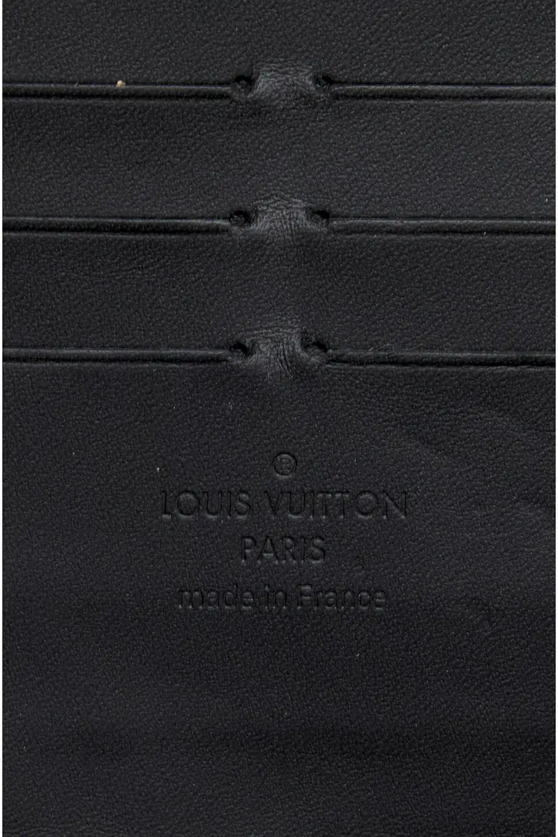 Louis Vuitton Louis Vuitton Portefeuille Twisted Wallet On Chain | Thumbnail 5 Louis Vuitton Louis Vuitton Portefeuille Twisted Wallet On Chain | Thumbnail 5