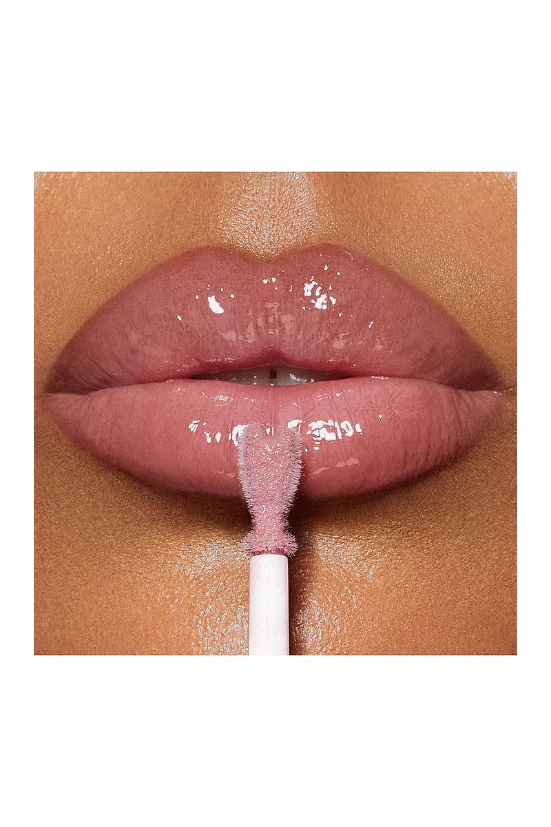 Charlotte Tilbury Collagen Lip Bath | Thumbnail 5 Charlotte Tilbury Collagen Lip Bath | Thumbnail 5