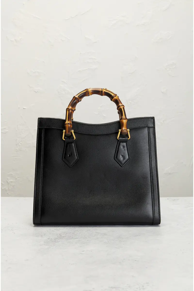 Gucci Gucci Diana Handbag | Thumbnail 3 Gucci Gucci Diana Handbag | Thumbnail 3