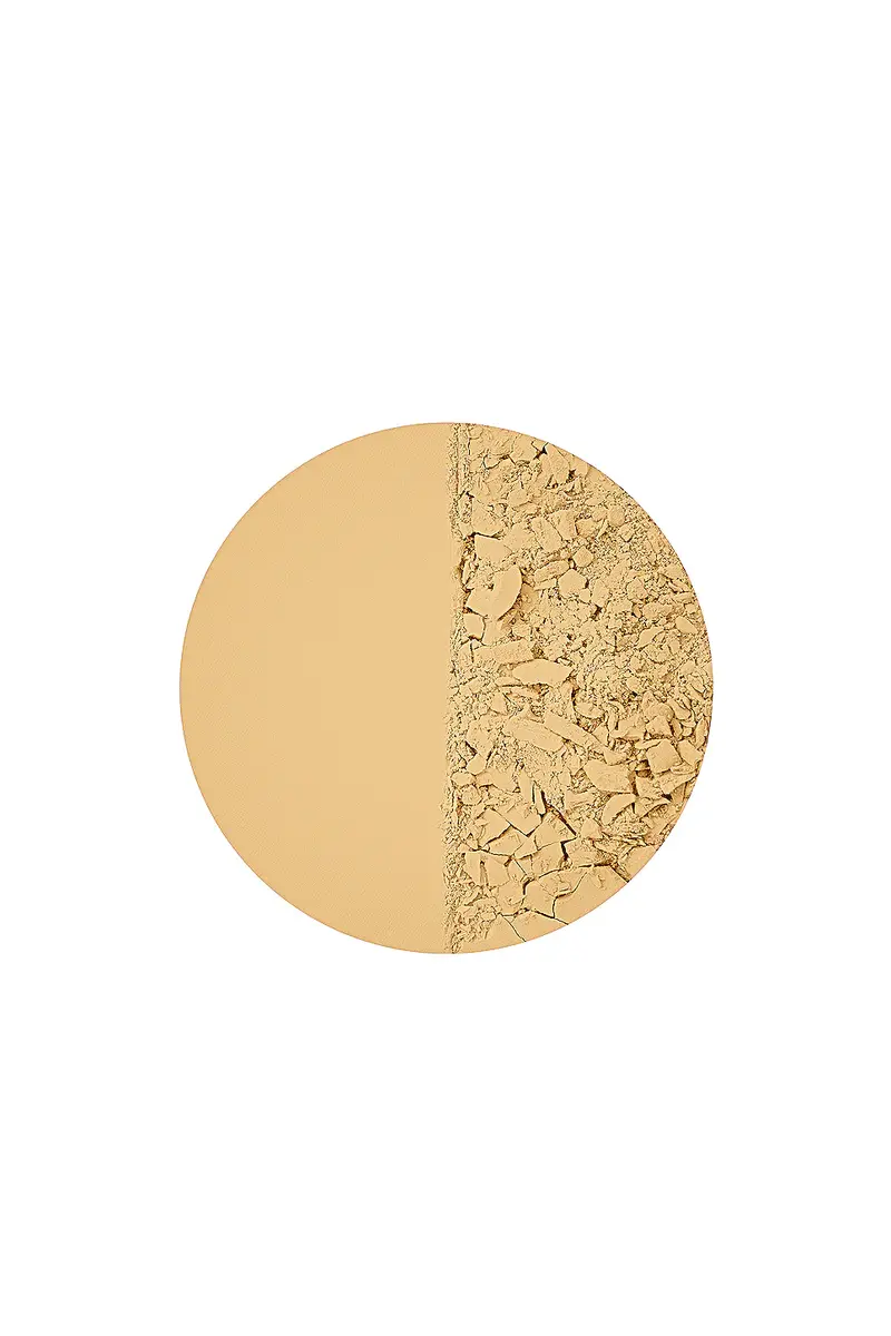 Charlotte Tilbury Airbrush Brightening Flawless Finish Refill | Thumbnail 2 Charlotte Tilbury Airbrush Brightening Flawless Finish Refill | Thumbnail 2
