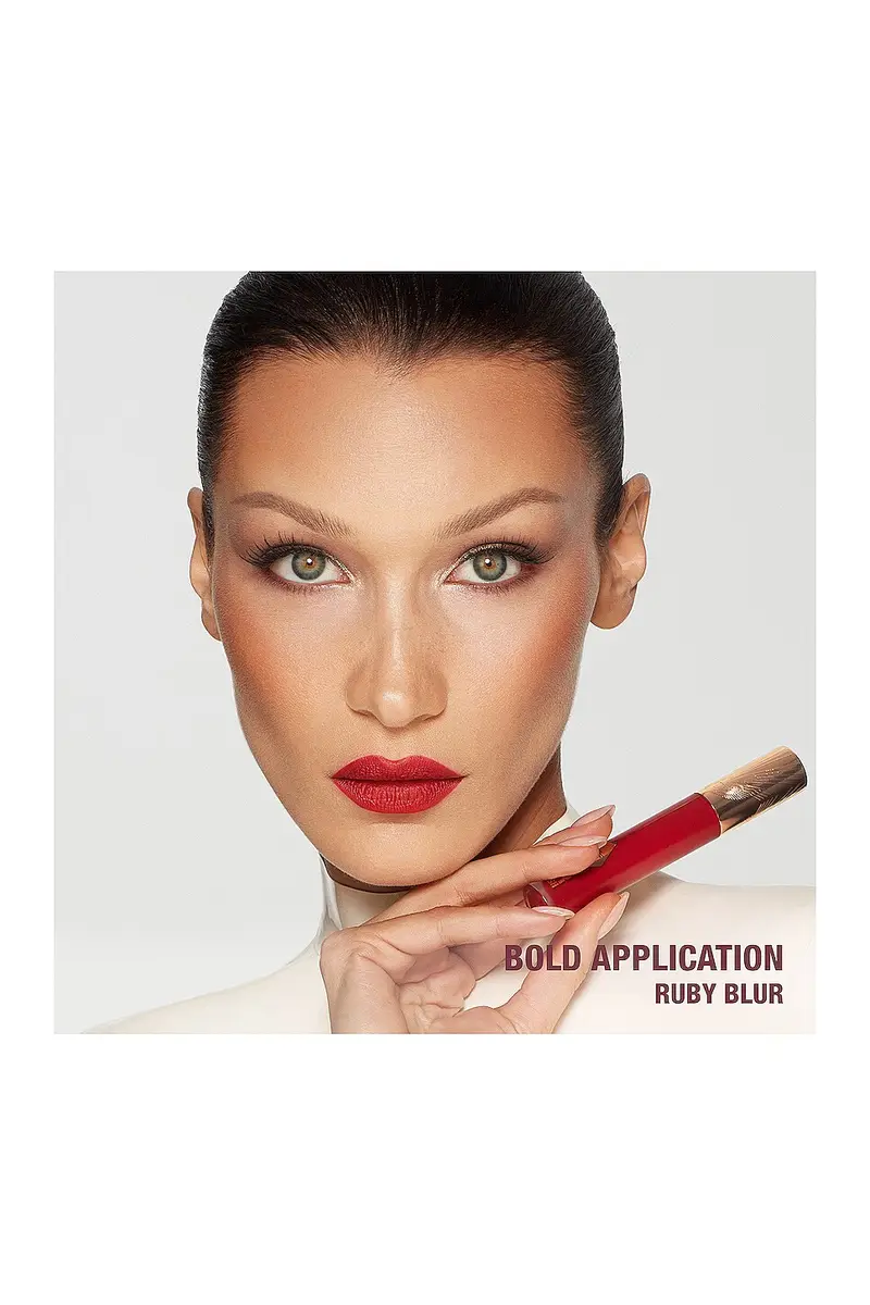 Charlotte Tilbury Airbrush Flawless Lip Blur | Thumbnail 8 Charlotte Tilbury Airbrush Flawless Lip Blur | Thumbnail 8