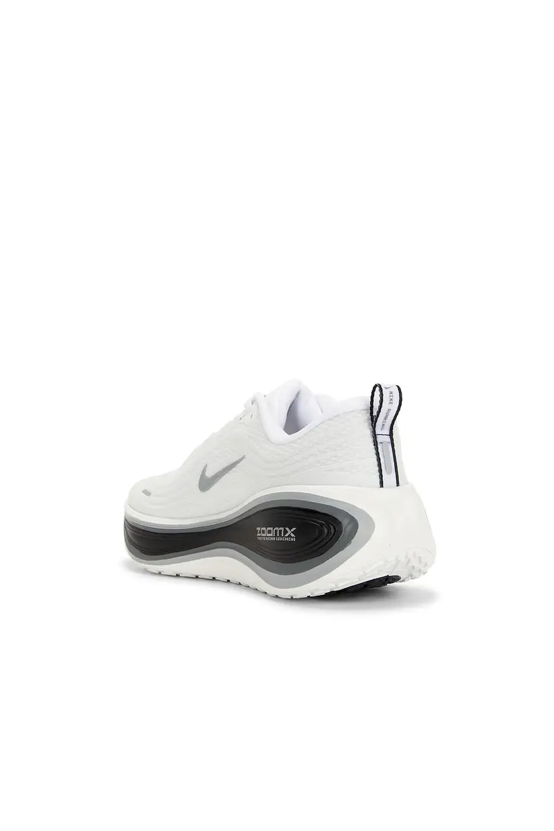 Nike Vomero Plus | Thumbnail 3 Nike Vomero Plus | Thumbnail 3
