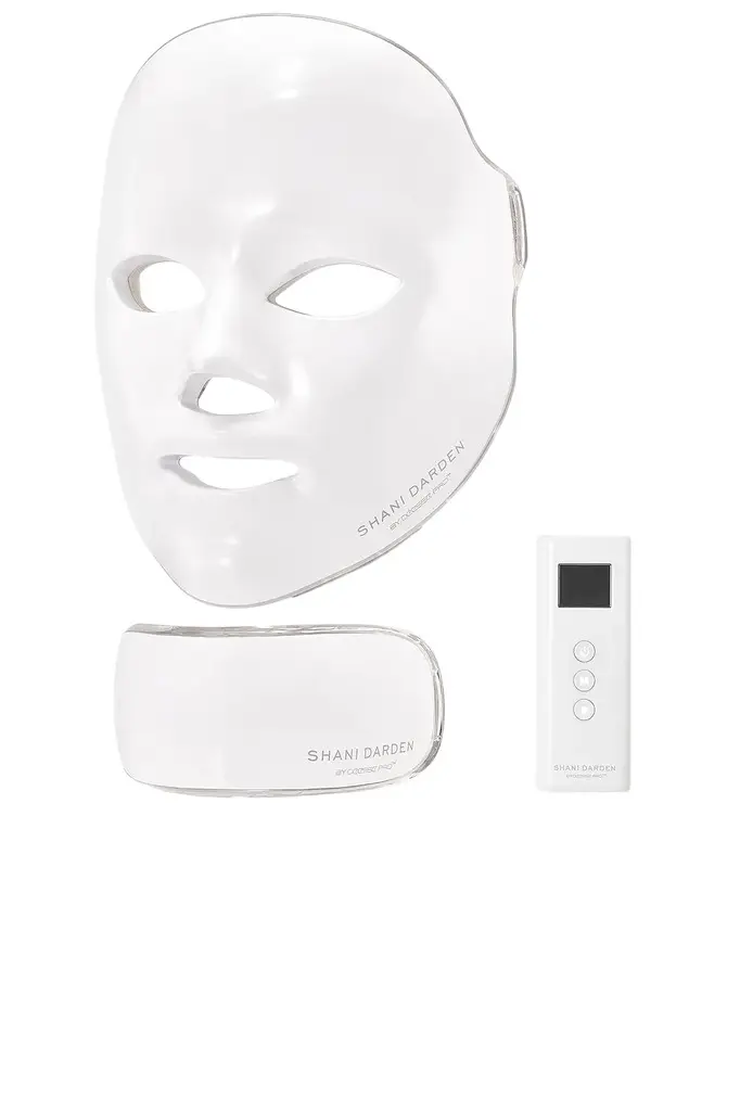 Shani Darden Skin Care Shani Darden By Deesse Pro LED Light Mask | Image 1 Shani Darden Skin Care Shani Darden By Deesse Pro LED Light Mask | Image 1