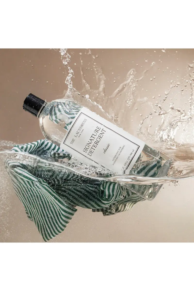 THE LAUNDRESS Classic Signature Detergent | Thumbnail 3