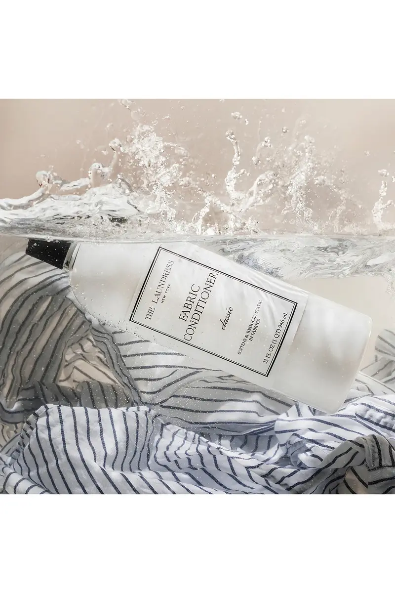 THE LAUNDRESS Classic Fabric Conditioner | Thumbnail 3 THE LAUNDRESS Classic Fabric Conditioner | Thumbnail 3
