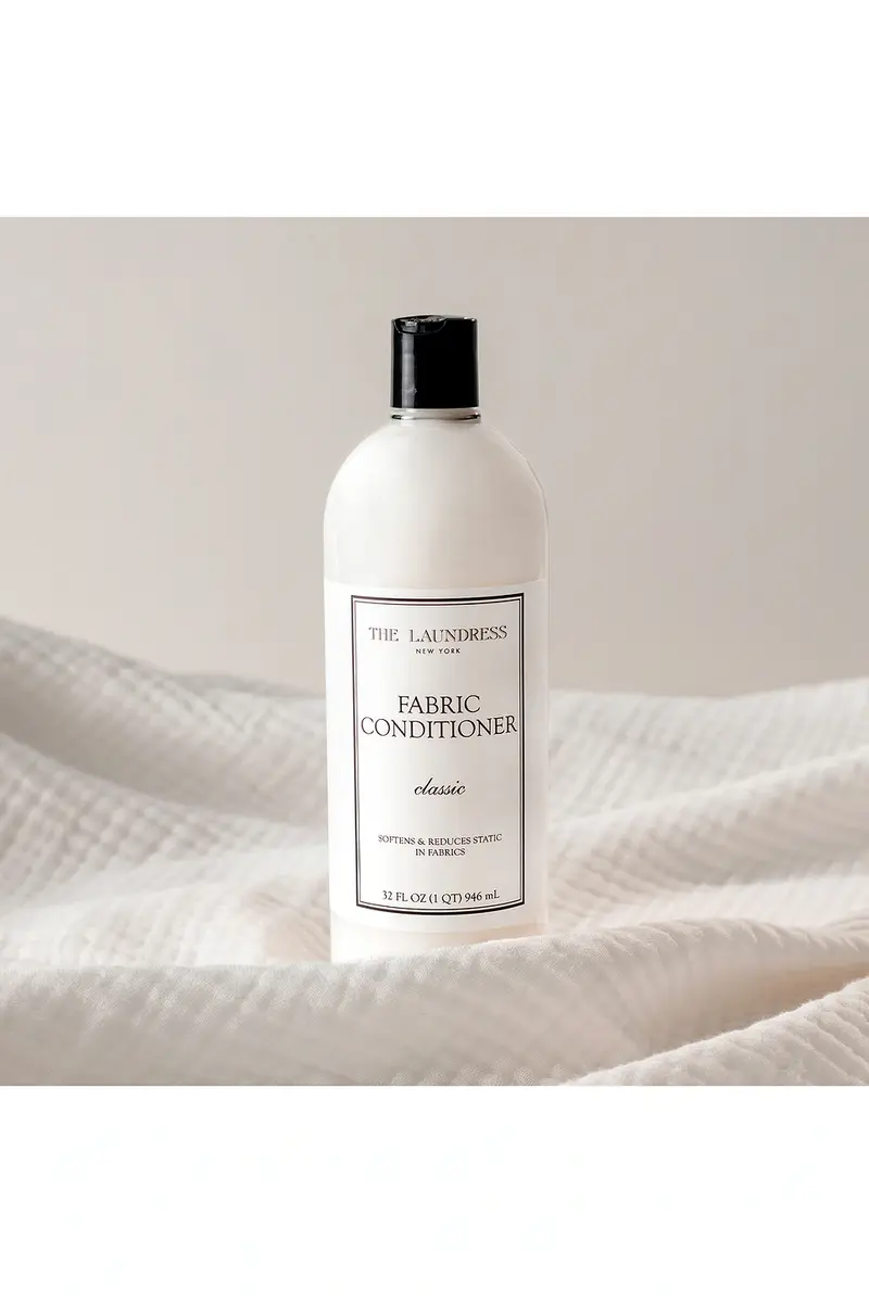 THE LAUNDRESS Classic Fabric Conditioner | Thumbnail 4 THE LAUNDRESS Classic Fabric Conditioner | Thumbnail 4