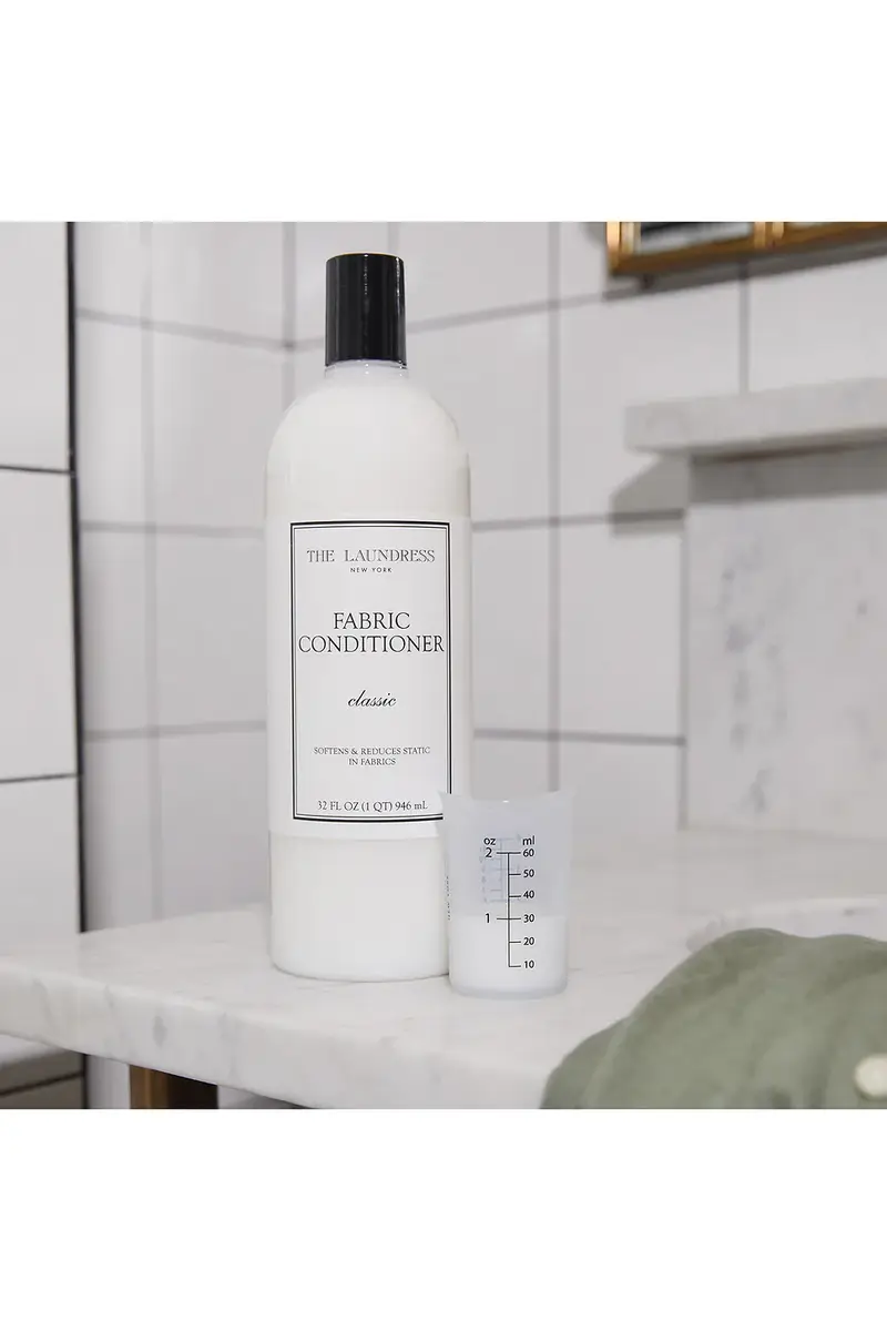 THE LAUNDRESS Classic Fabric Conditioner | Thumbnail 5 THE LAUNDRESS Classic Fabric Conditioner | Thumbnail 5