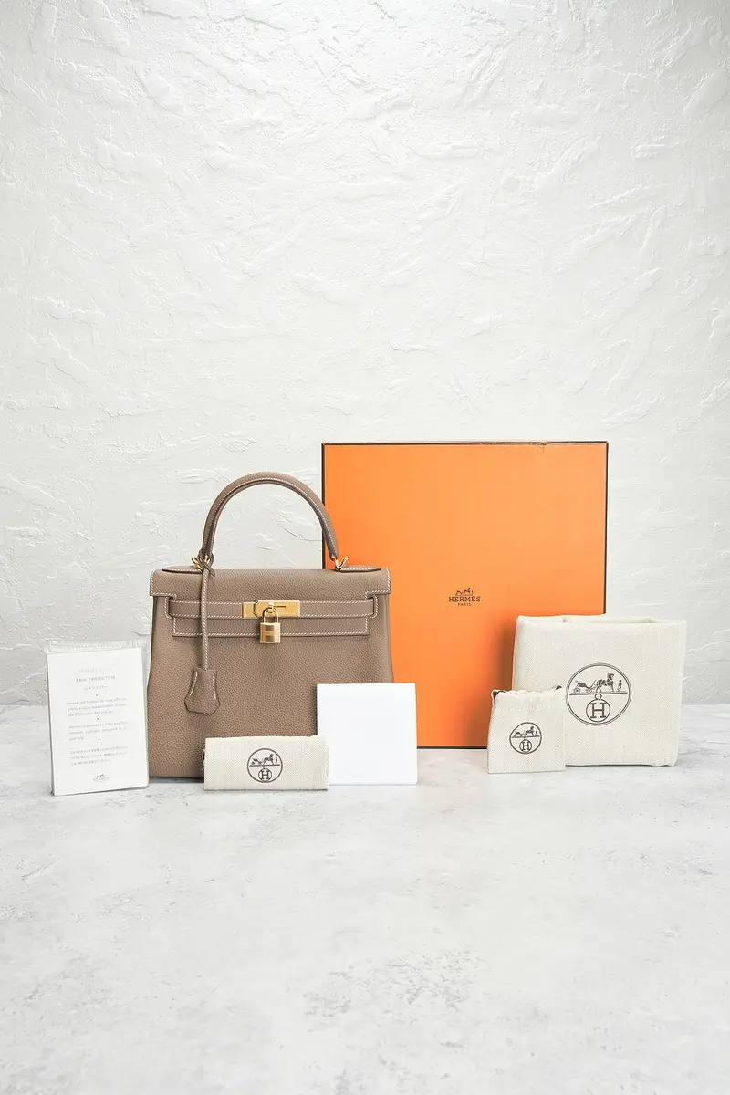 HERMÈS Hermes Togo Kelly 28 Handbag | Thumbnail 9 HERMÈS Hermes Togo Kelly 28 Handbag | Thumbnail 9