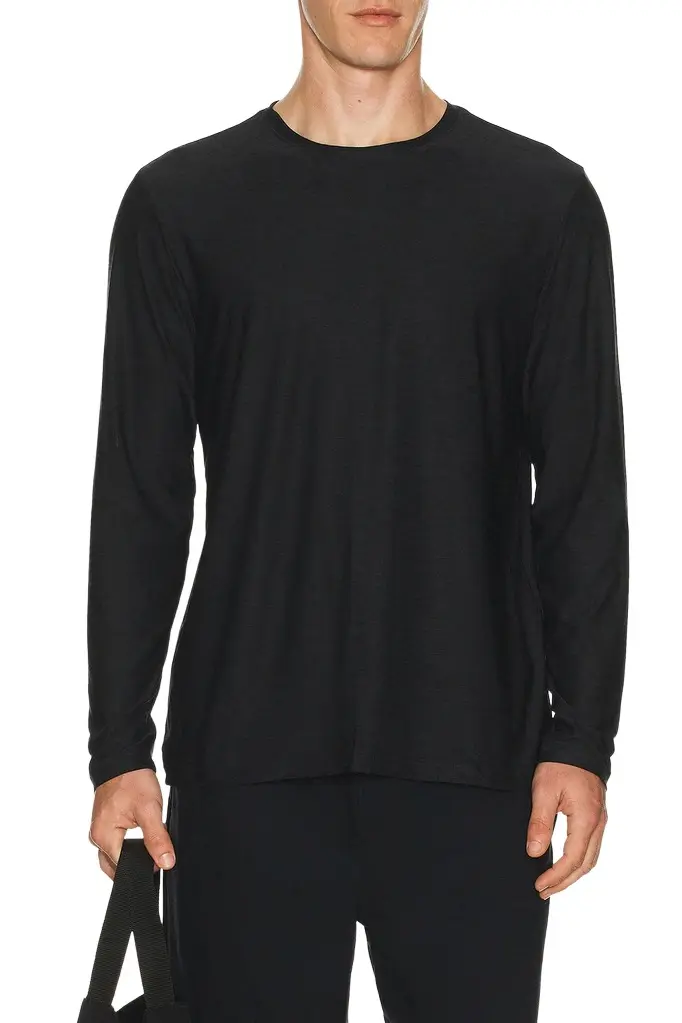 Beyond Yoga Featherweight Always Beyond Long Sleeve Crew 2.0 | Image 1 Beyond Yoga Featherweight Always Beyond Long Sleeve Crew 2.0 | Image 1