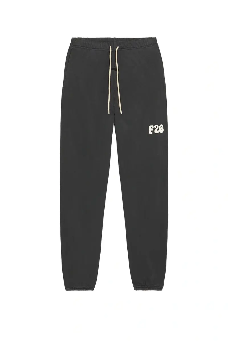 Fear of God Essentials Classic Fleece Sweatpant | Thumbnail 5 Fear of God Essentials Classic Fleece Sweatpant | Thumbnail 5