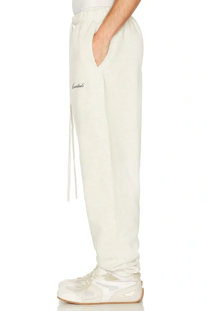 Fear of God Essentials Classic Sweatpant | Thumbnail 2 Fear of God Essentials Classic Sweatpant | Thumbnail 2