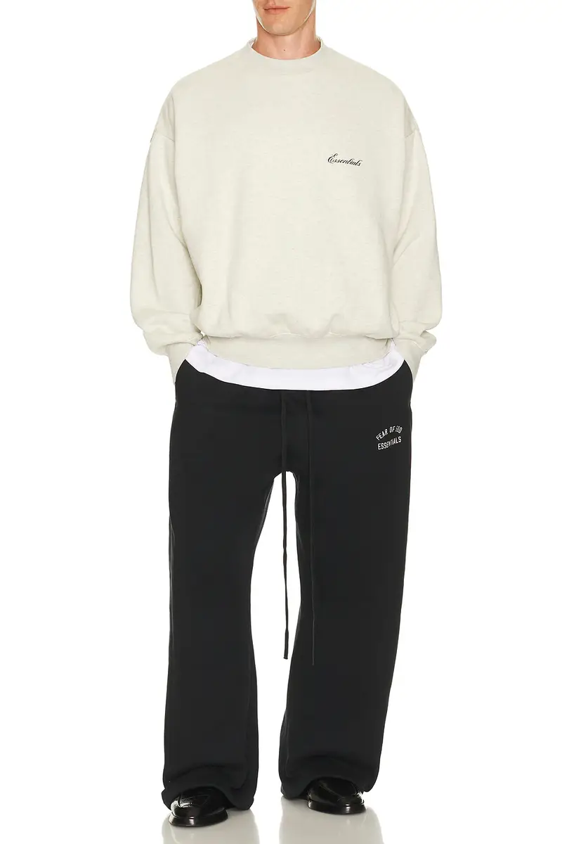 Fear of God Essentials Flare Sweatpant | Thumbnail 4 Fear of God Essentials Flare Sweatpant | Thumbnail 4