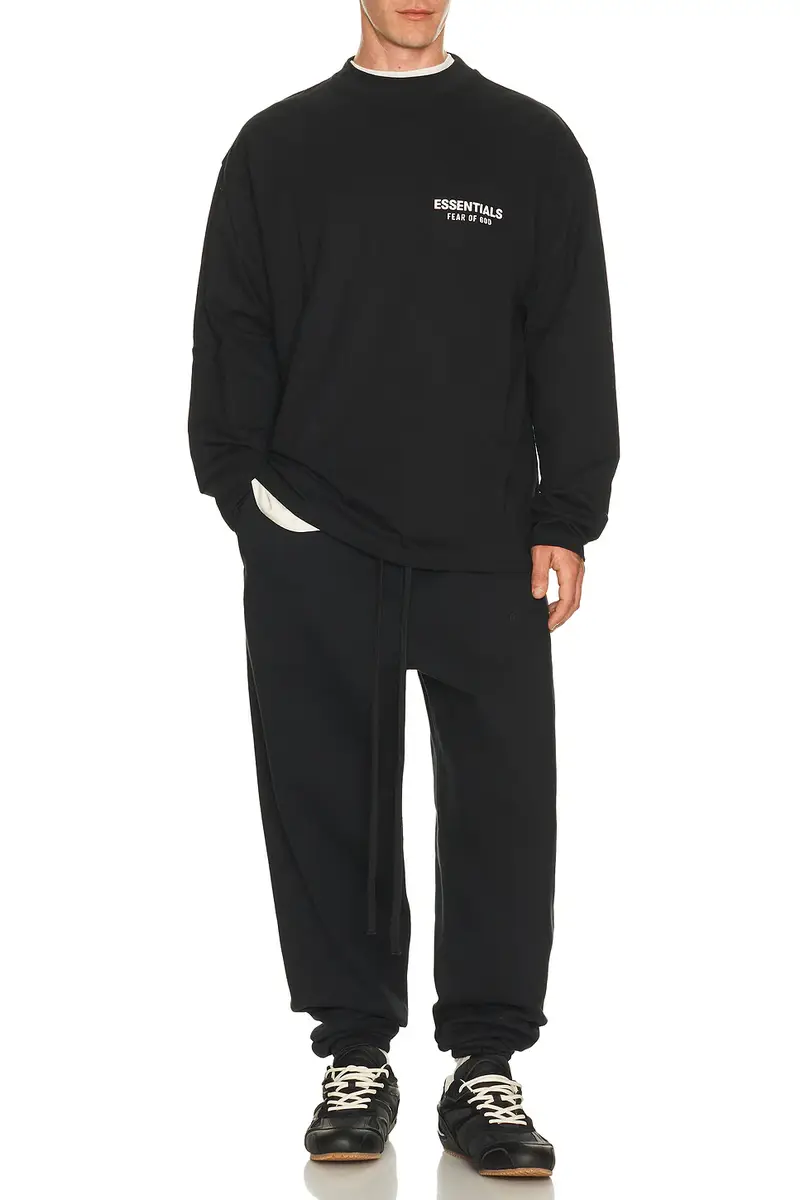 Fear of God Essentials Classic Sweatpant | Thumbnail 4 Fear of God Essentials Classic Sweatpant | Thumbnail 4