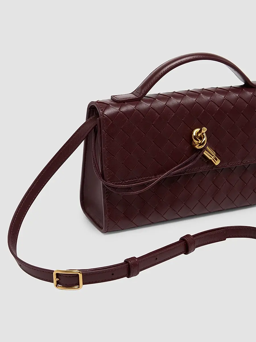 Bottega Veneta Women's Andiamo 25 Leather Clutch | Thumbnail 4 Bottega Veneta Women's Andiamo 25 Leather Clutch | Thumbnail 4