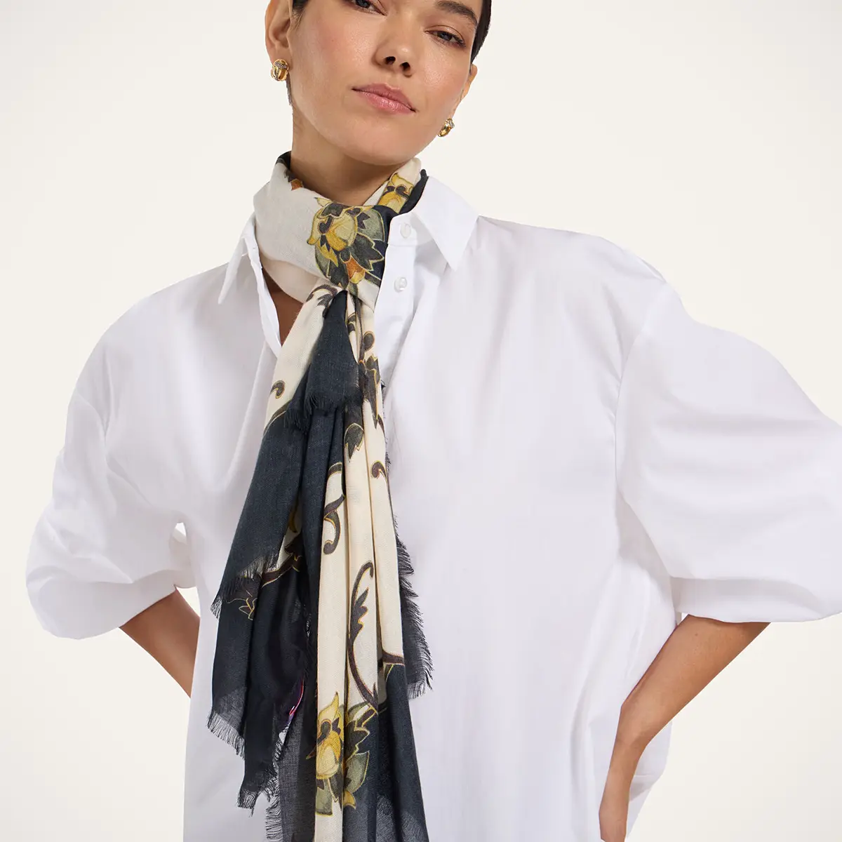 La Double J Scarf | Thumbnail 2 La Double J Scarf | Thumbnail 2