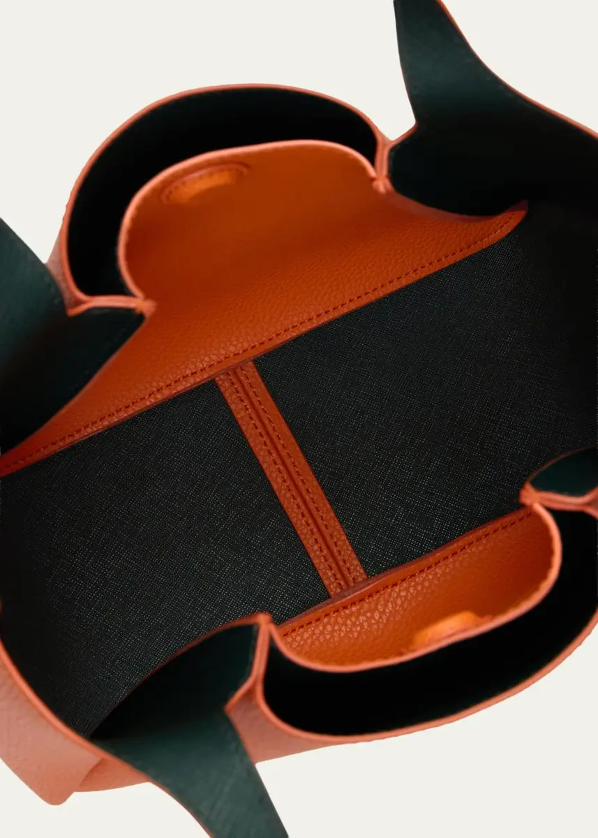 WE-AR4 The Trapeze Bucket Bag | Thumbnail 6 WE-AR4 The Trapeze Bucket Bag | Thumbnail 6