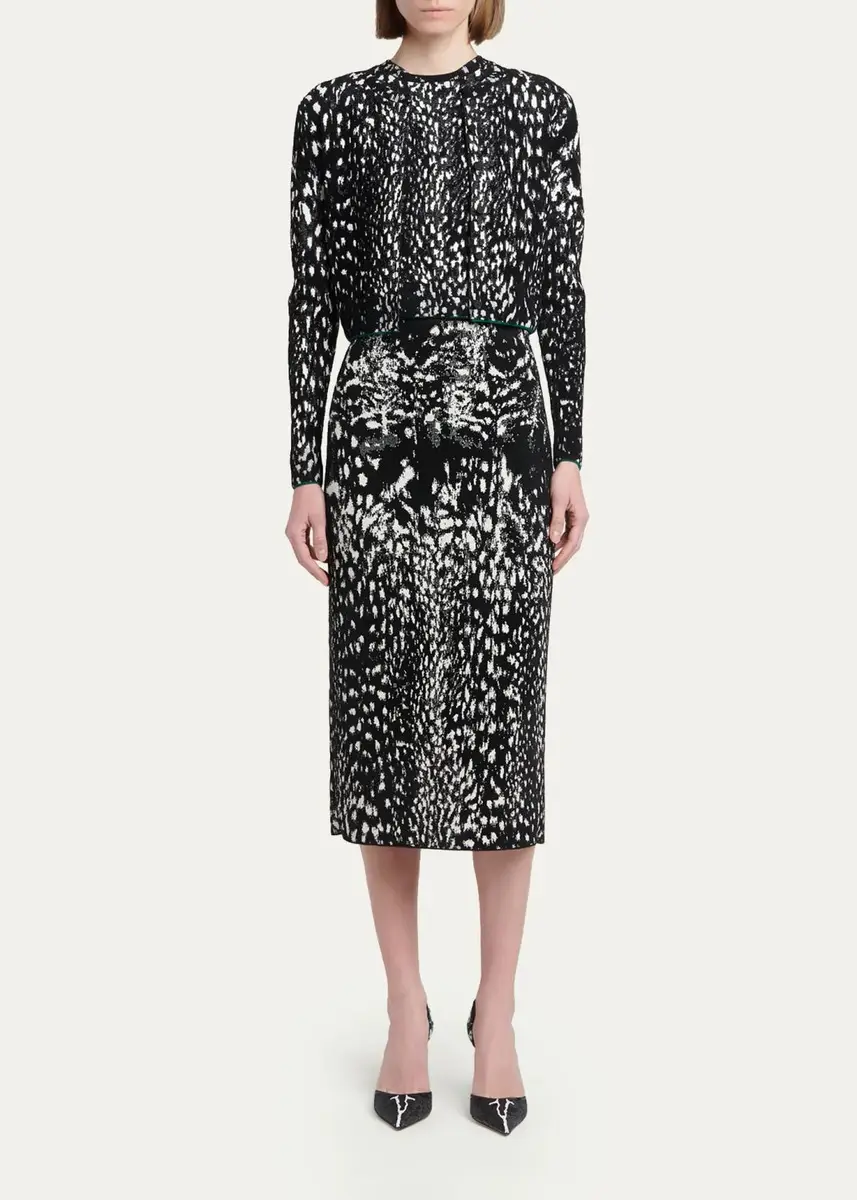 TOM FORD Boutique Lynx Jacquard Compact Velvet Viscose Short-Sleeve T-Shirt | Thumbnail 2 TOM FORD Boutique Lynx Jacquard Compact Velvet Viscose Short-Sleeve T-Shirt | Thumbnail 2