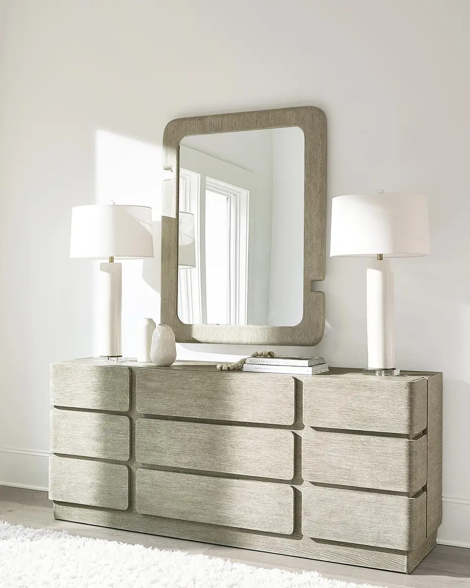 Bernhardt Arcadia 9-Drawer Dresser | Thumbnail 4