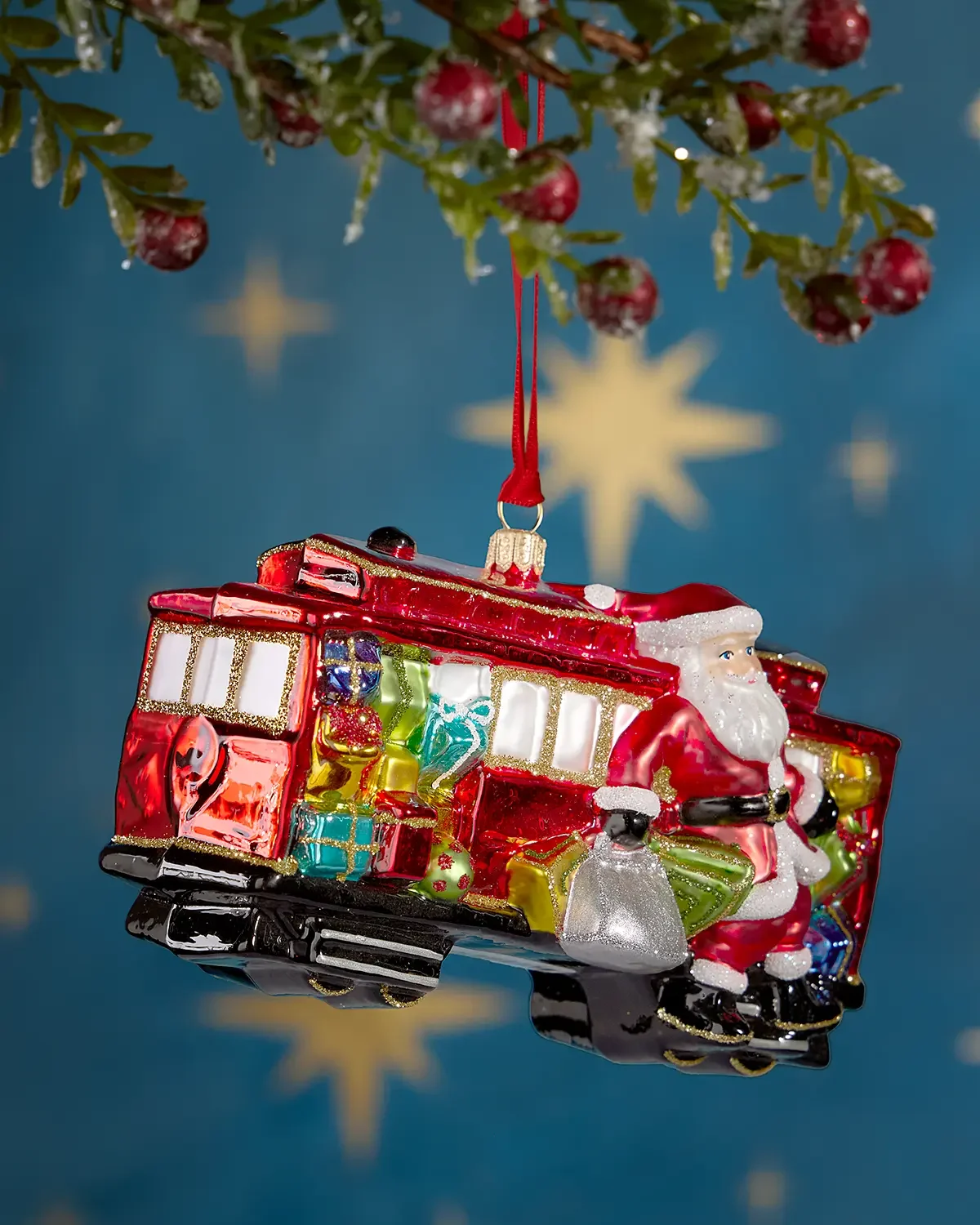 Exclusive San Francisco Cable Car Christmas Ornament