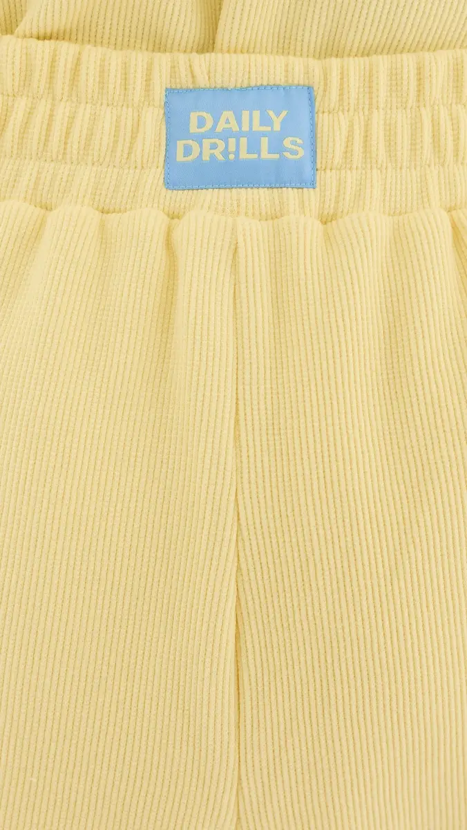 Daily Drills Thermal Resort Shorts | Thumbnail 6 Daily Drills Thermal Resort Shorts | Thumbnail 6