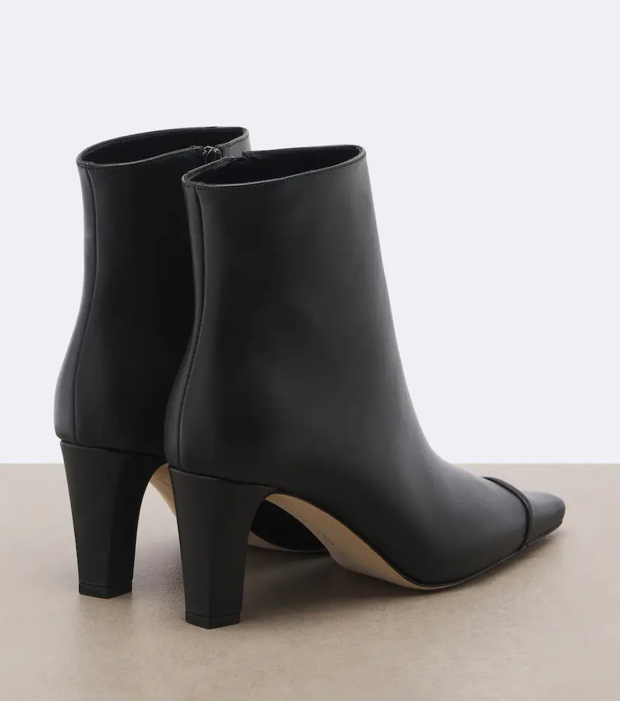 Manolo Blahnik Vivecal leather ankle boots | Thumbnail 2 Manolo Blahnik Vivecal leather ankle boots | Thumbnail 2