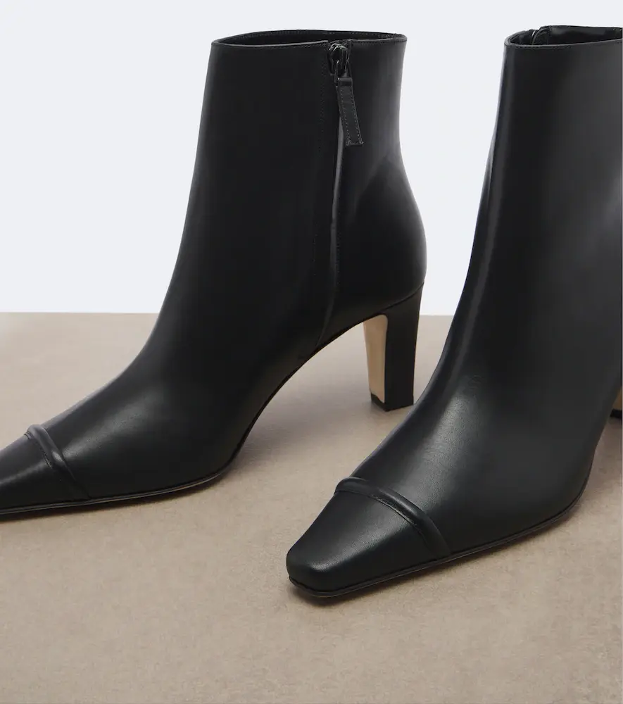 Manolo Blahnik Vivecal leather ankle boots | Thumbnail 3 Manolo Blahnik Vivecal leather ankle boots | Thumbnail 3