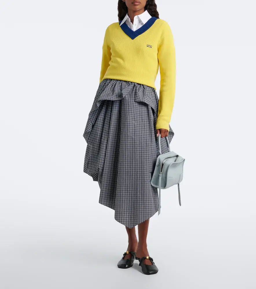 Loewe Amazona 180 Small leather top-handle bag | Thumbnail 7 Loewe Amazona 180 Small leather top-handle bag | Thumbnail 7