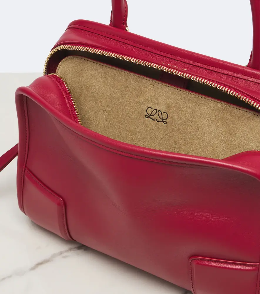 Loewe Amazona 180 Small leather top-handle bag | Thumbnail 2 Loewe Amazona 180 Small leather top-handle bag | Thumbnail 2