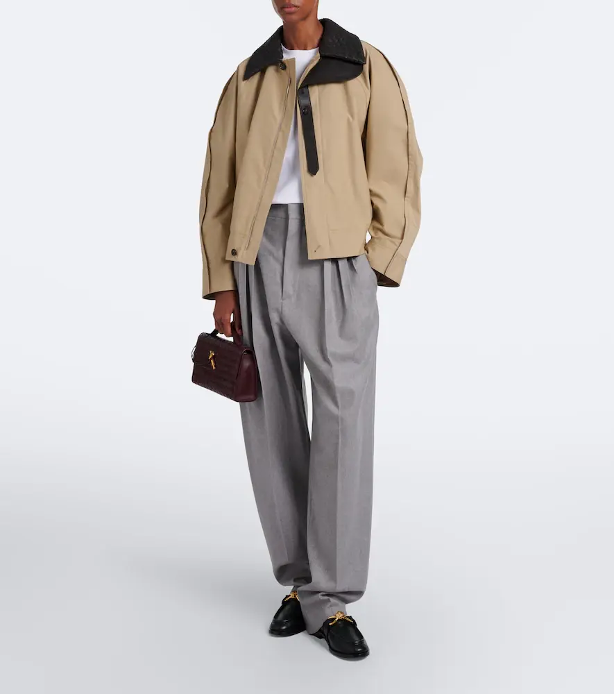 Bottega Veneta Andiamo Intrecciato leather clutch | Thumbnail 5