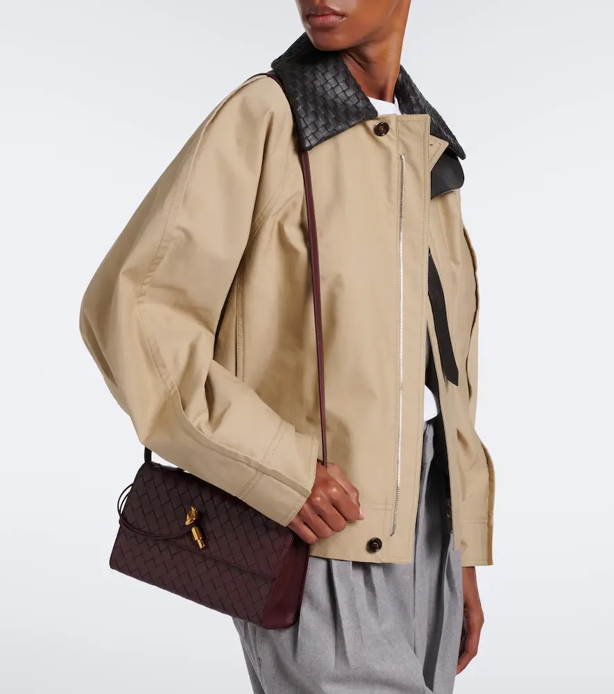 Bottega Veneta Andiamo Intrecciato leather clutch | Thumbnail 6