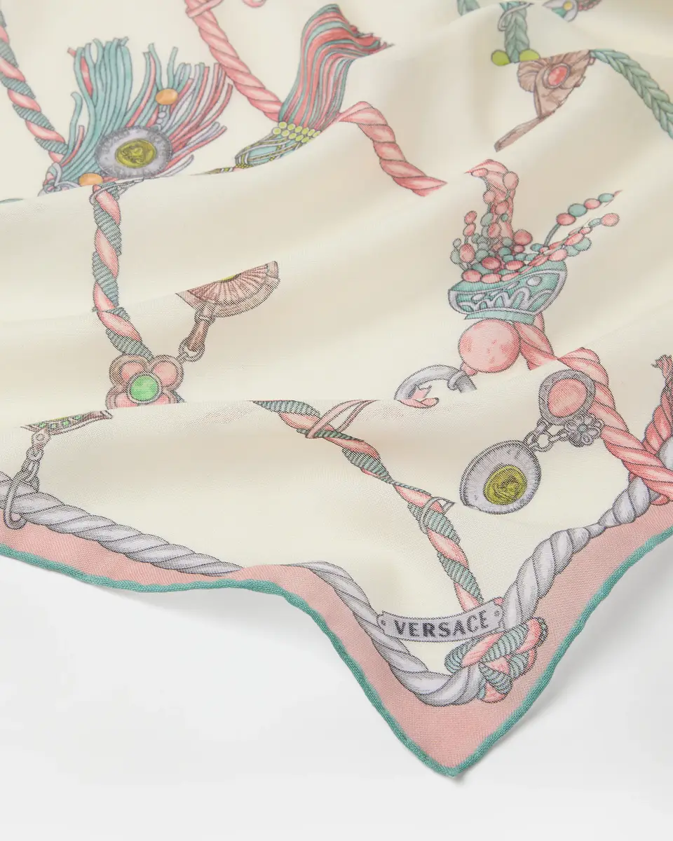 Versace Printed Wool & Silk Shawl 140 cm | Thumbnail 2 Versace Printed Wool & Silk Shawl 140 cm | Thumbnail 2