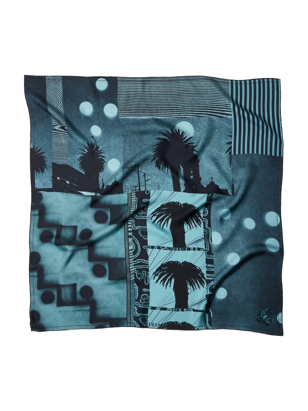 Printed Silk Twill Scarf 90 cm Printed Silk Twill Scarf 90 cm