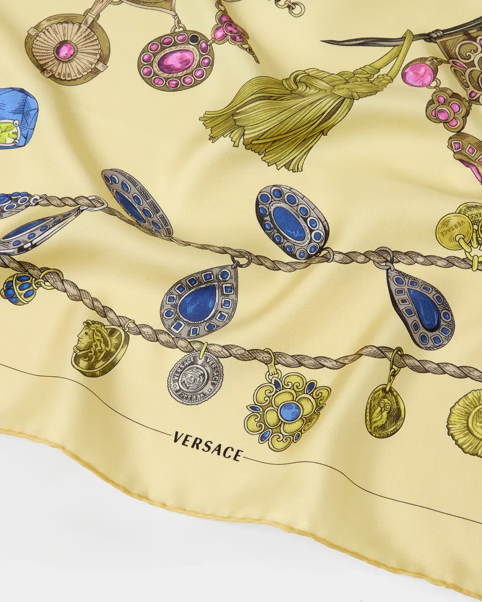Versace Printed Silk Twill Scarf 90 cm | Thumbnail 2 Versace Printed Silk Twill Scarf 90 cm | Thumbnail 2
