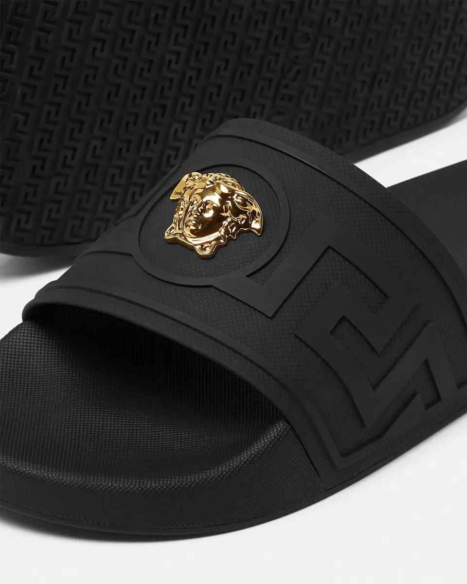 Versace La Medusa Rubber Sliders | Thumbnail 2 Versace La Medusa Rubber Sliders | Thumbnail 2