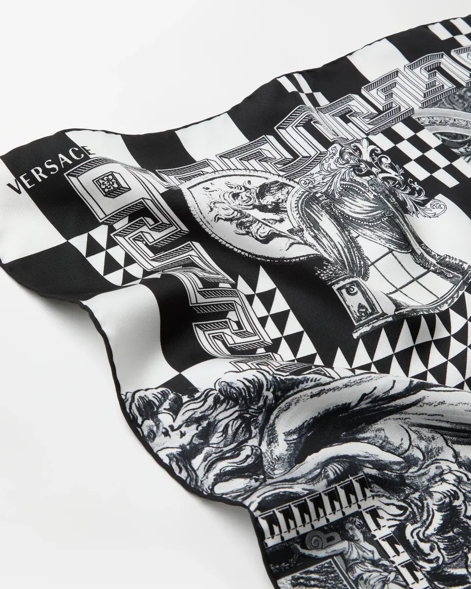 Versace Printed Silk Twill Scarf 55 cm | Thumbnail 2 Versace Printed Silk Twill Scarf 55 cm | Thumbnail 2