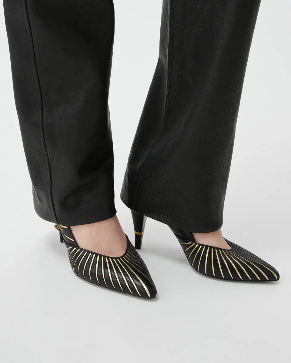 Versace Gianni Nappa Pumps 90 mm | Thumbnail 2 Versace Gianni Nappa Pumps 90 mm | Thumbnail 2