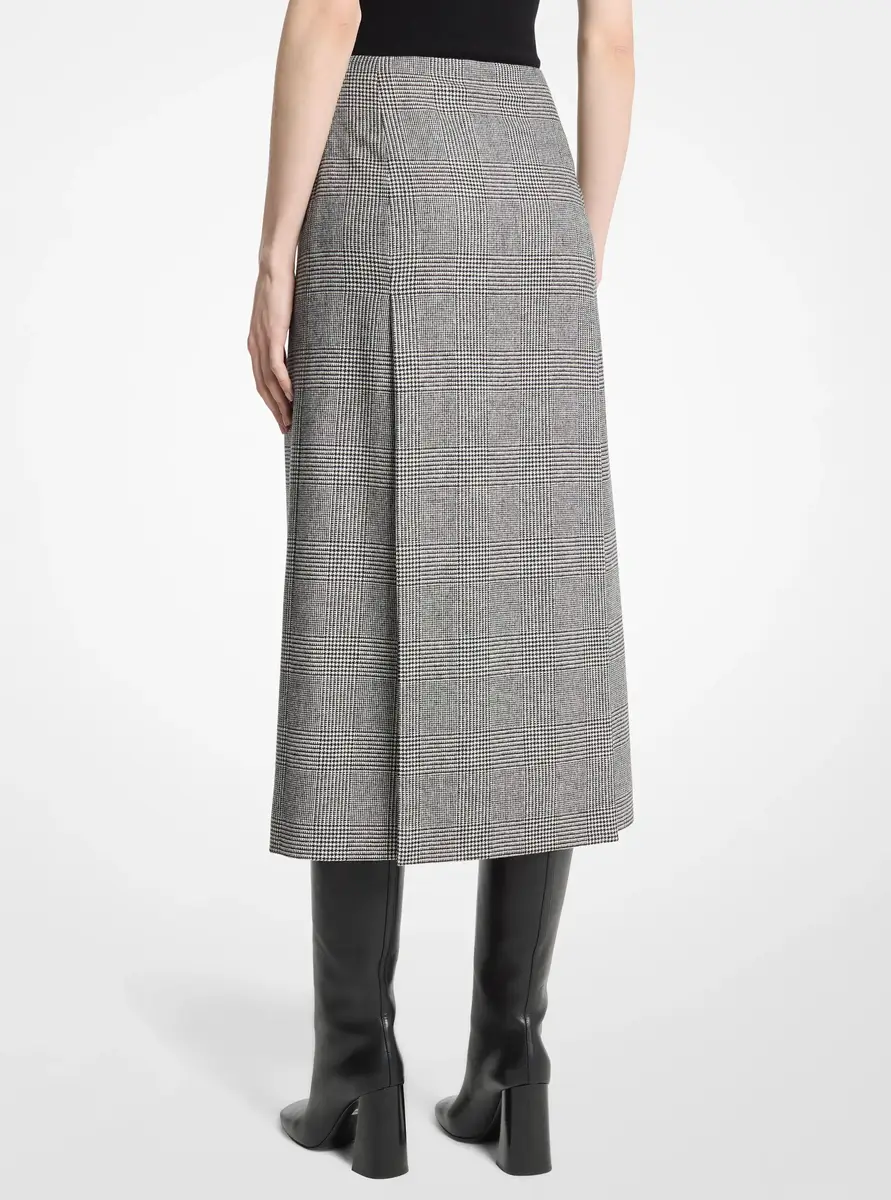 Michael Kors Collection Glen Plaid Wool Blend Flannel Car Wash Skirt in Black | Thumbnail 2 Michael Kors Collection Glen Plaid Wool Blend Flannel Car Wash Skirt in Black | Thumbnail 2
