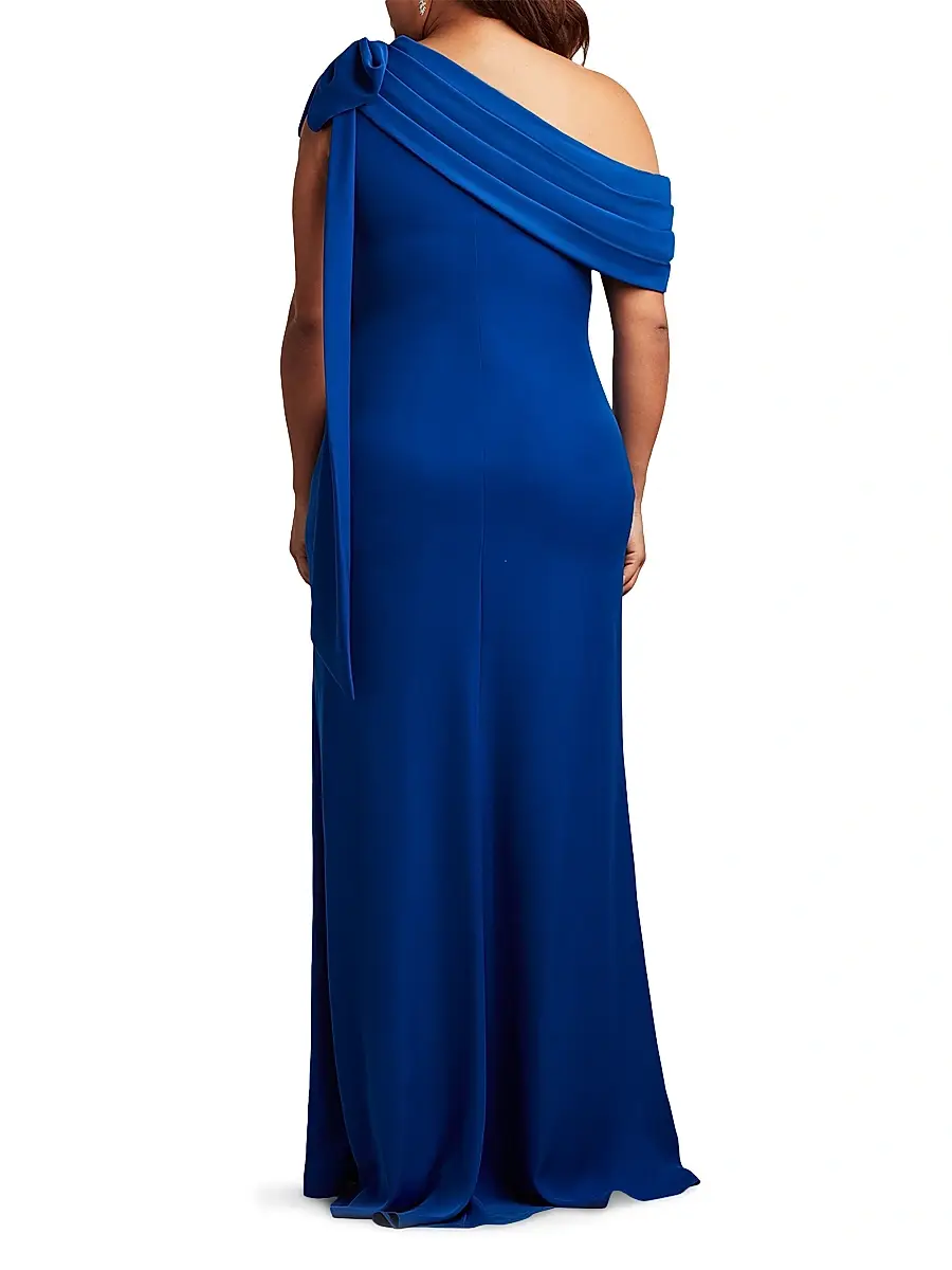 Tadashi Shoji Women's Plus One-Shoulder Crepe Sheath Gown | Thumbnail 5