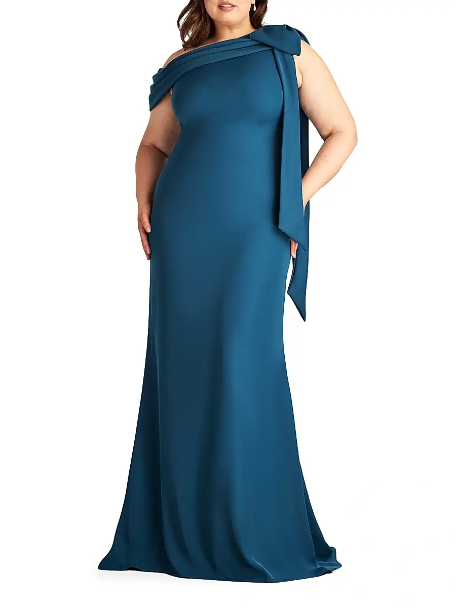 Tadashi Shoji Women's Plus One-Shoulder Crepe Sheath Gown | Thumbnail 2