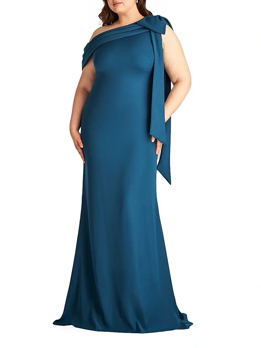Tadashi Shoji Women's Plus One-Shoulder Crepe Sheath Gown | Thumbnail 3