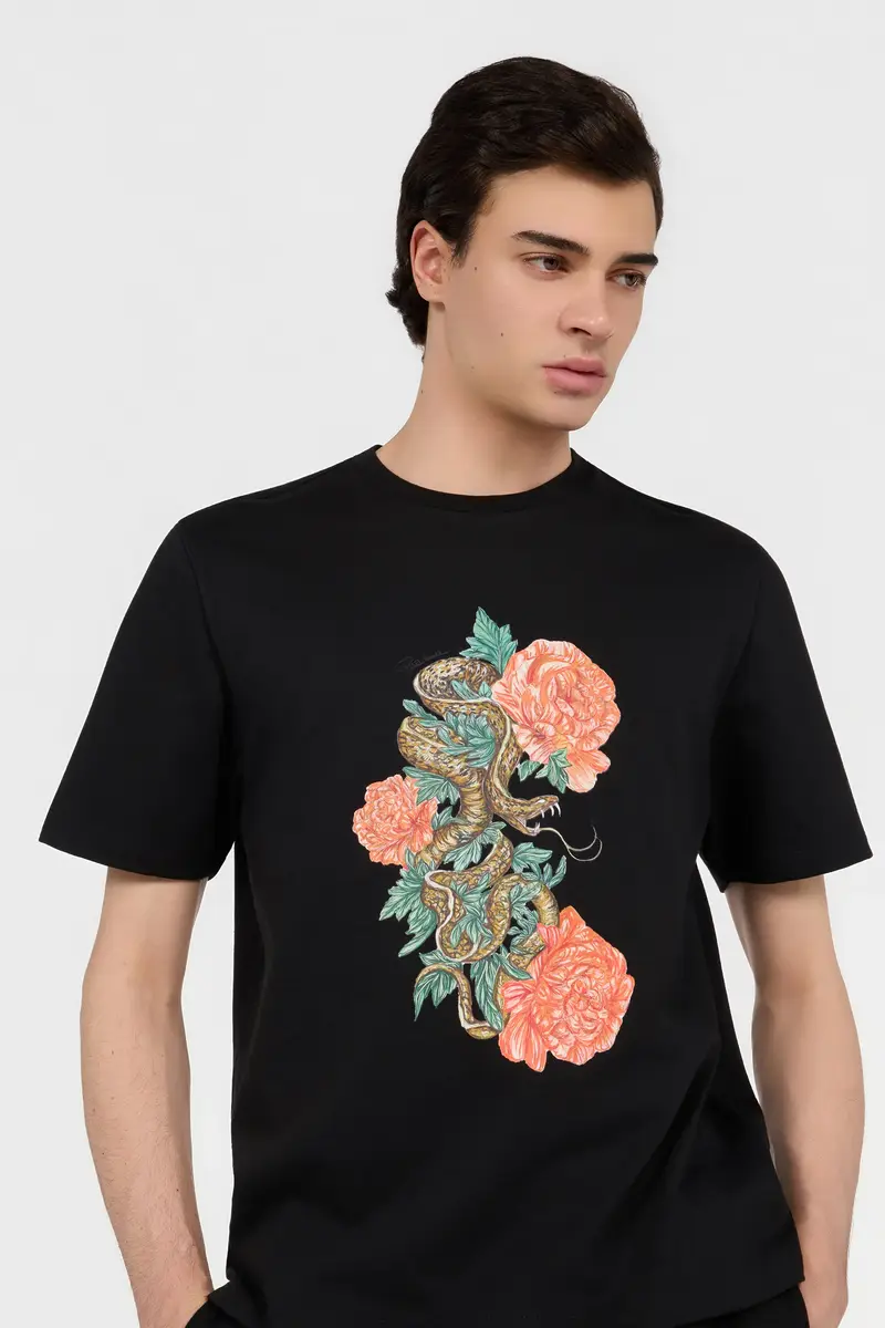 Roberto Cavalli Black T-Shirt With Snake Floral Print | Thumbnail 4 Roberto Cavalli Black T-Shirt With Snake Floral Print | Thumbnail 4