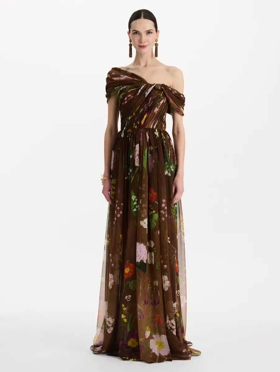 Oscar de la Renta Mixed Botanical Silk Chiffon Gown | Thumbnail 2 Oscar de la Renta Mixed Botanical Silk Chiffon Gown | Thumbnail 2