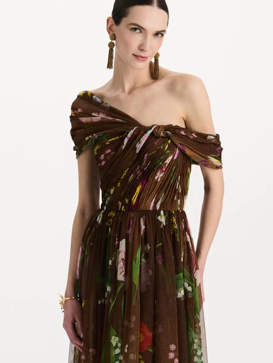 Oscar de la Renta Mixed Botanical Silk Chiffon Gown | Thumbnail 5 Oscar de la Renta Mixed Botanical Silk Chiffon Gown | Thumbnail 5