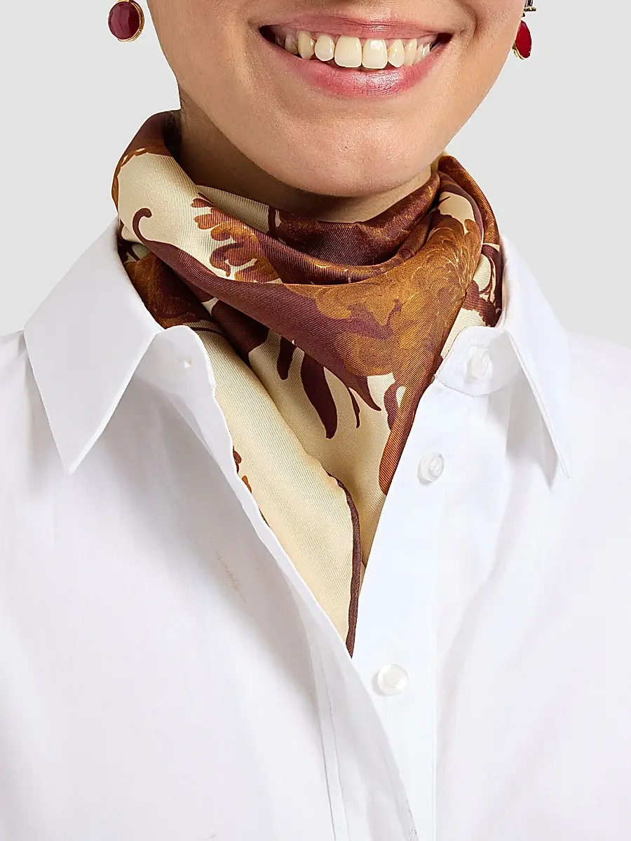La DoubleJ Women's Diamond Scarf | Thumbnail 2