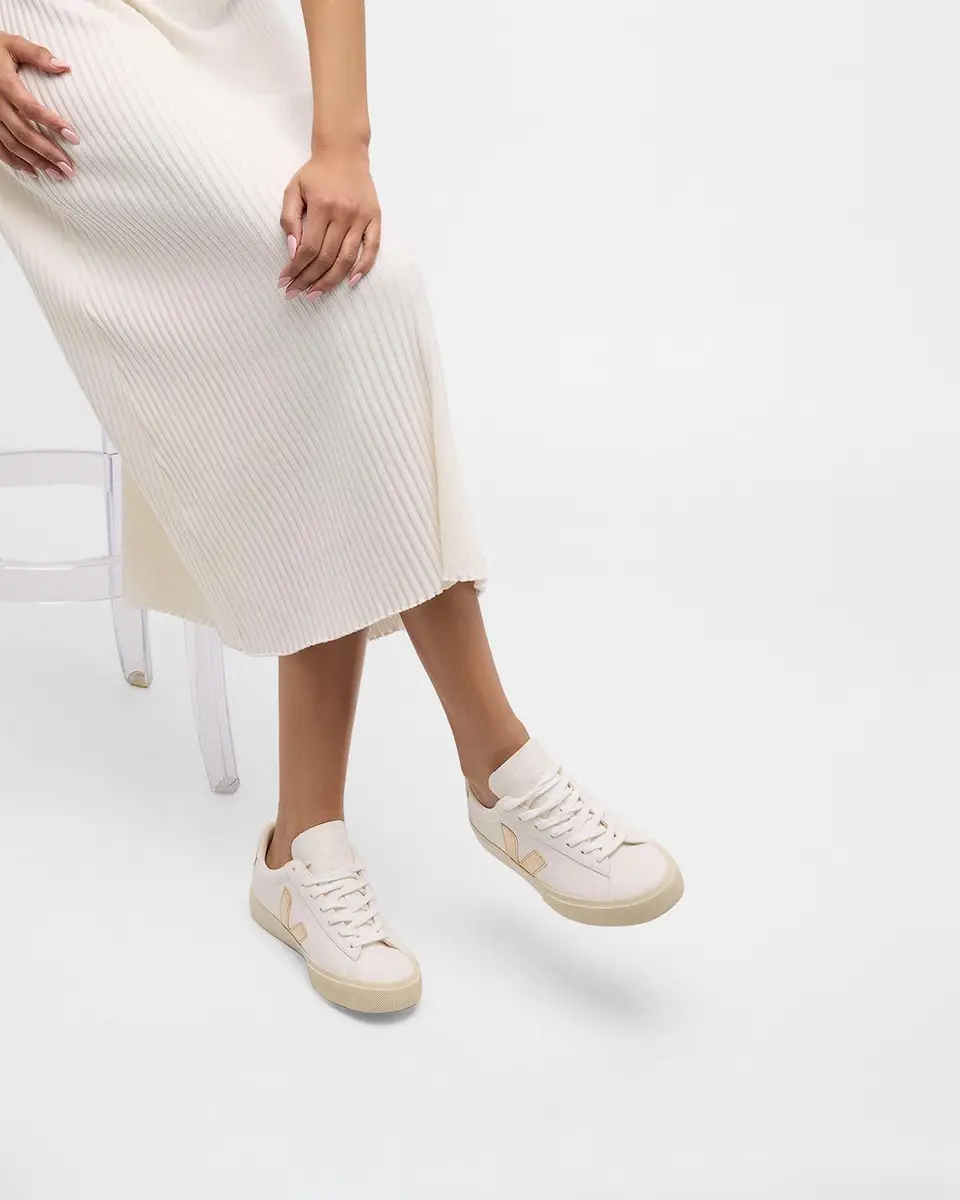 Veja Campo Bicolor Low-Top Sneakers | Thumbnail 2 Veja Campo Bicolor Low-Top Sneakers | Thumbnail 2