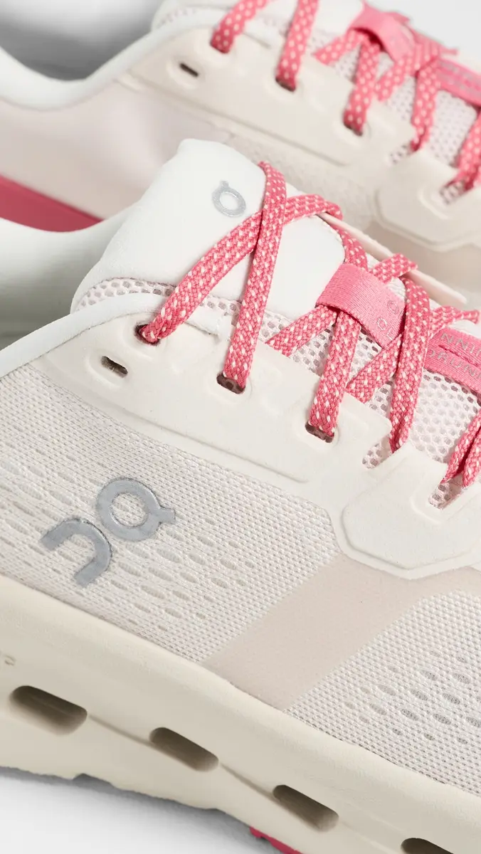 ON Cloudrunner 3 Sneakers | Thumbnail 6