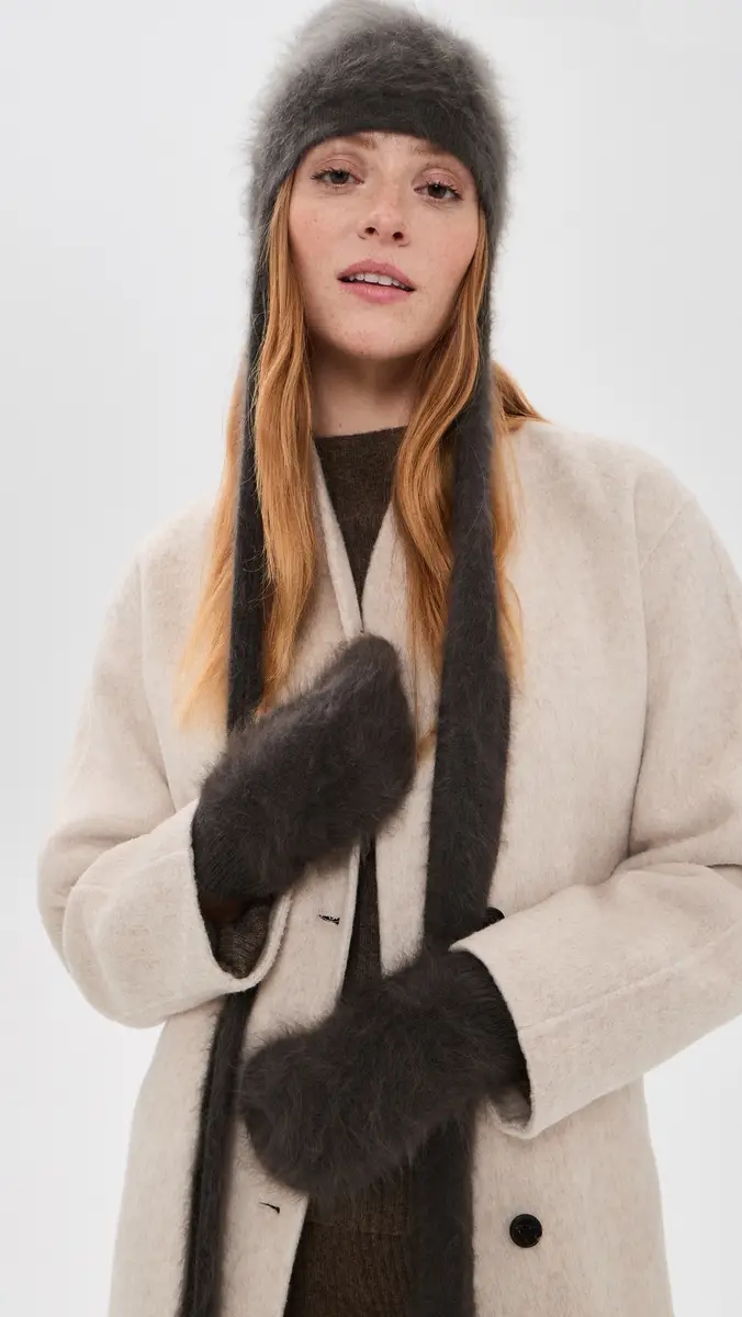 Lisa Yang Brushed Cashmere Mittens | Thumbnail 3 Lisa Yang Brushed Cashmere Mittens | Thumbnail 3