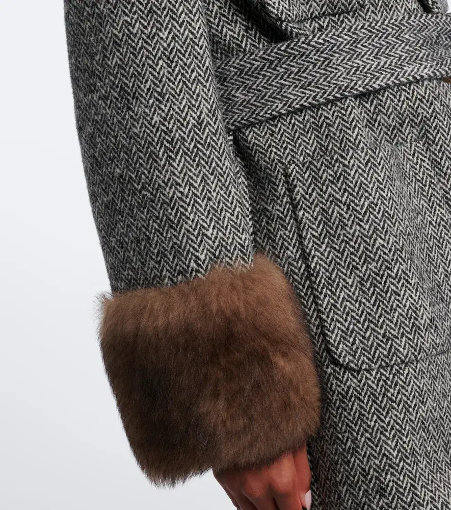 Valentino Garavani Herringbone shearling-trimmed wool-blend coat | Thumbnail 4